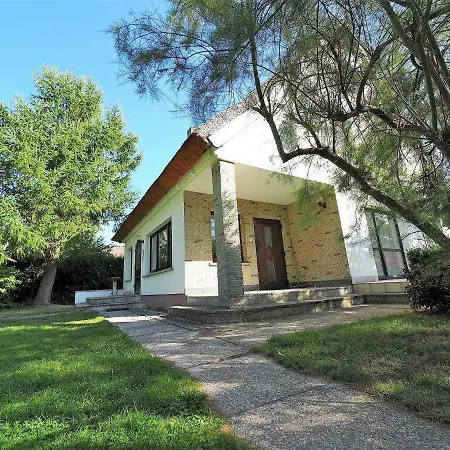 펜션 Nehmzowsgang 13 징스트