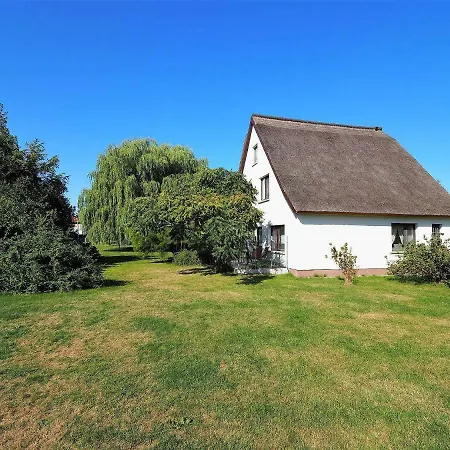 Nehmzowsgang 13 * 青斯特