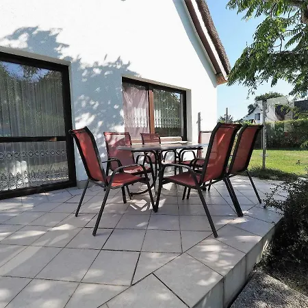 Nehmzowsgang 13 * 징스트